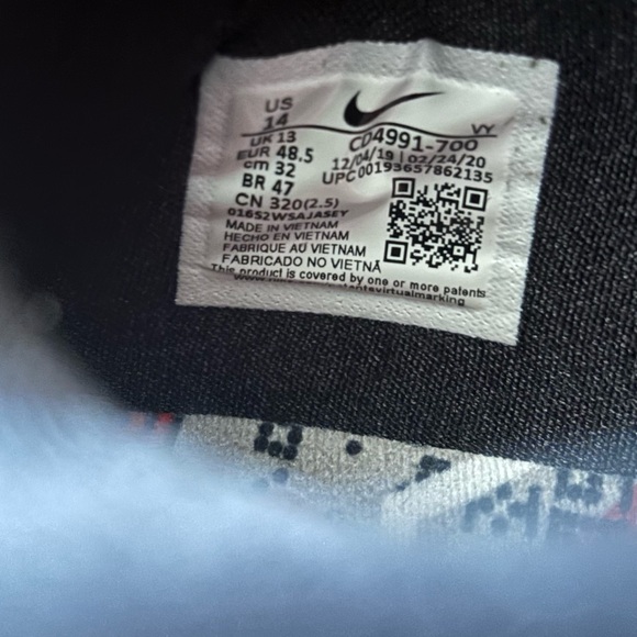 Kobe 5 protro “Bruce Lee” size 14 - Picture 3 of 4